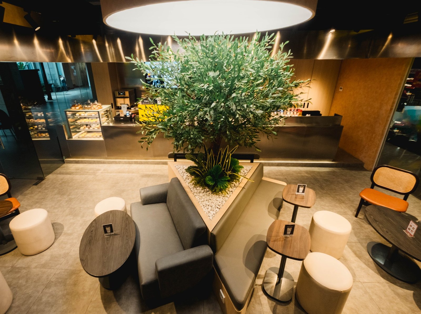 Flash Coffee Arandra Residence, Jakarta, retail store design by Dika Ardi (view 8)