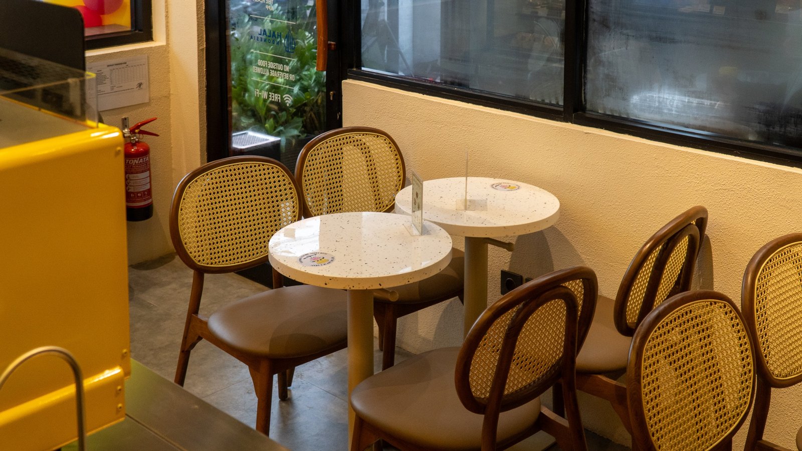 Flash Coffee Bendungan Hilir, retail interior and architecture design by Dika Ardi