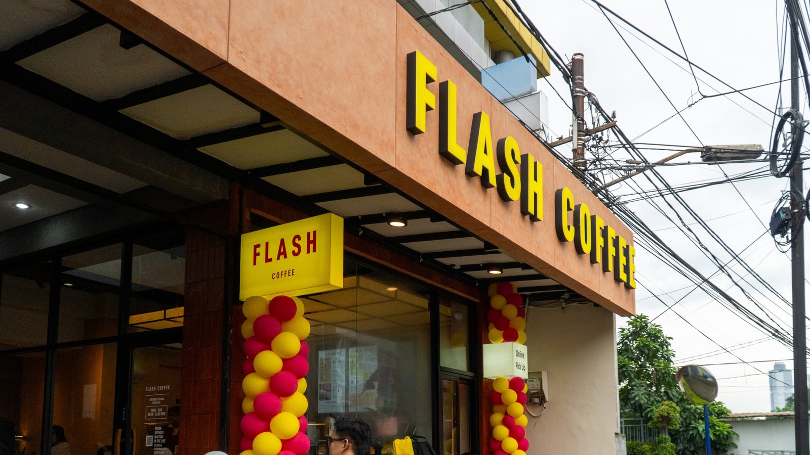 Flash Coffee Bendungan Hilir, retail interior and architecture design by Dika Ardi
