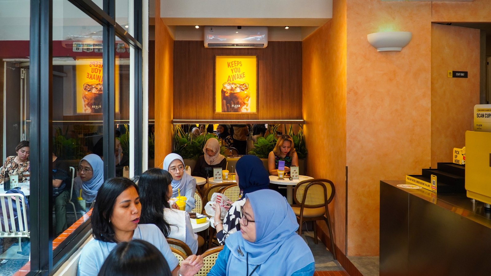 Flash Coffee Bendungan Hilir, retail interior and architecture design by Dika Ardi