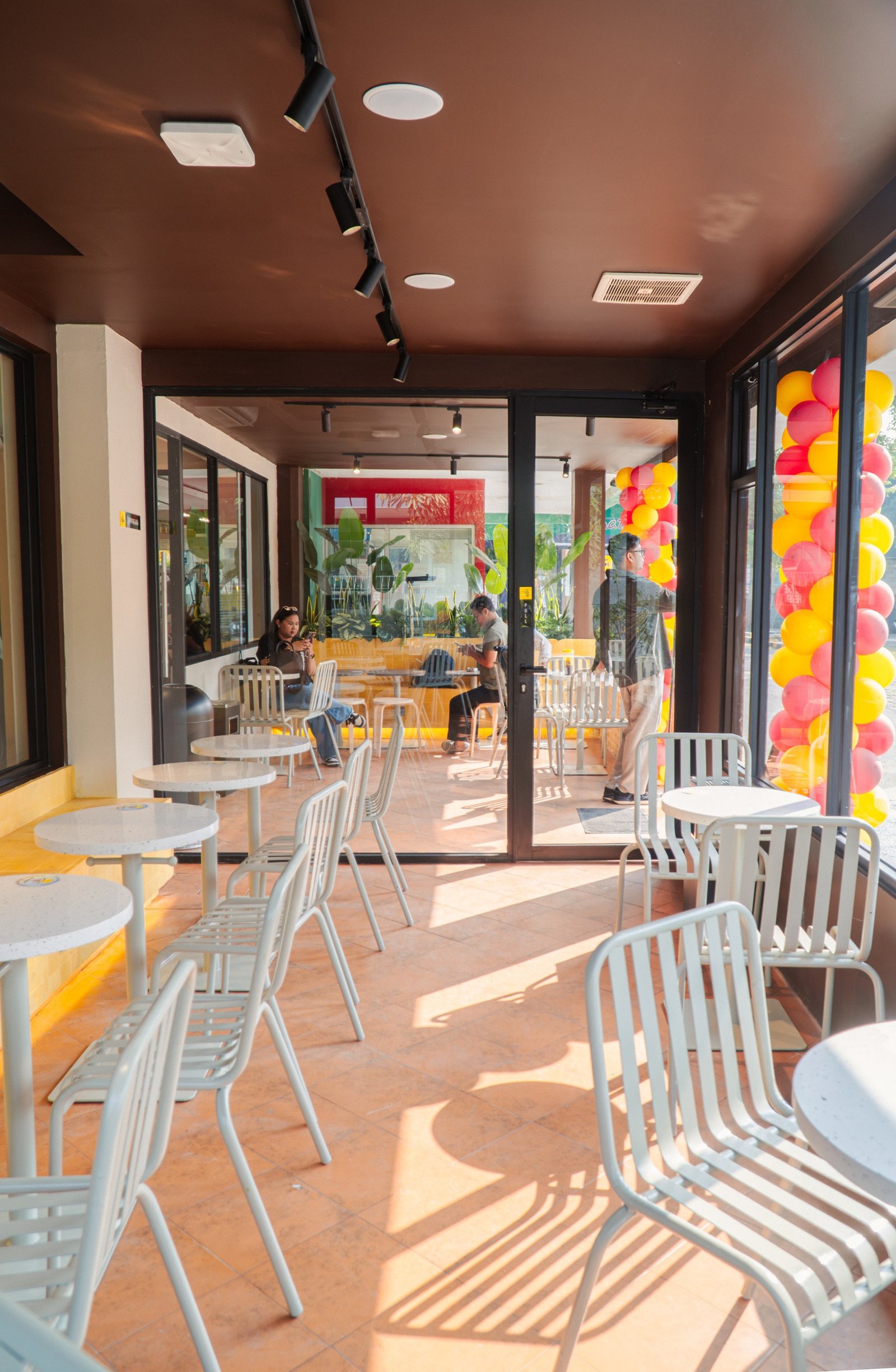 Flash Coffee Buaran, retail interior and architecture design by Dika Ardi