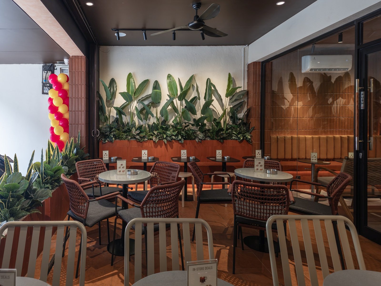 Flash Coffee Bukit Duri, Jakarta, retail store design by Dika Ardi (view 16)