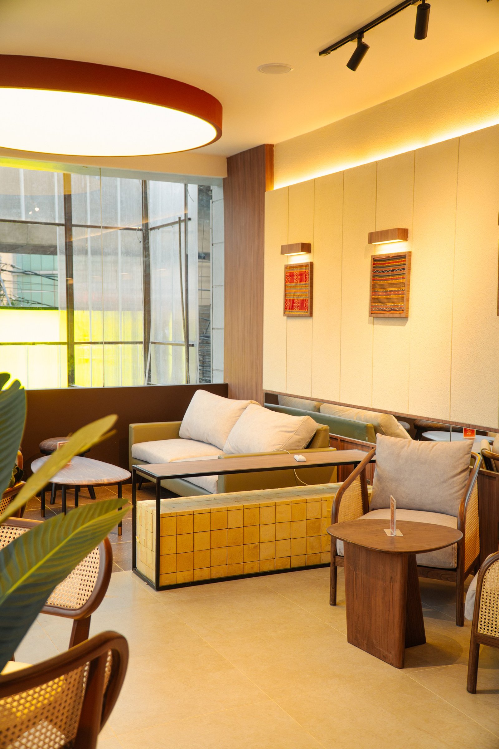Flash Coffee Cipete Raya, retail interior and architecture design by Dika Ardi