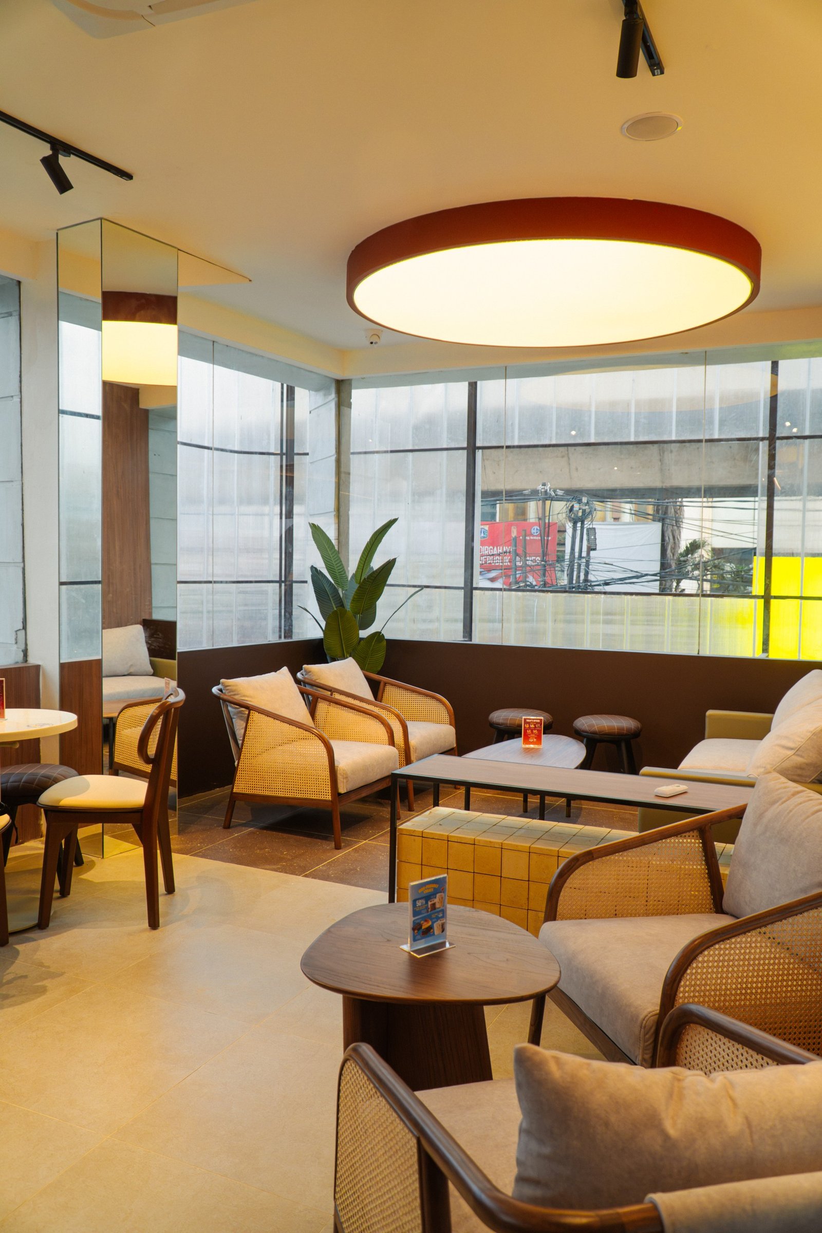 Flash Coffee Cipete Raya, retail interior and architecture design by Dika Ardi