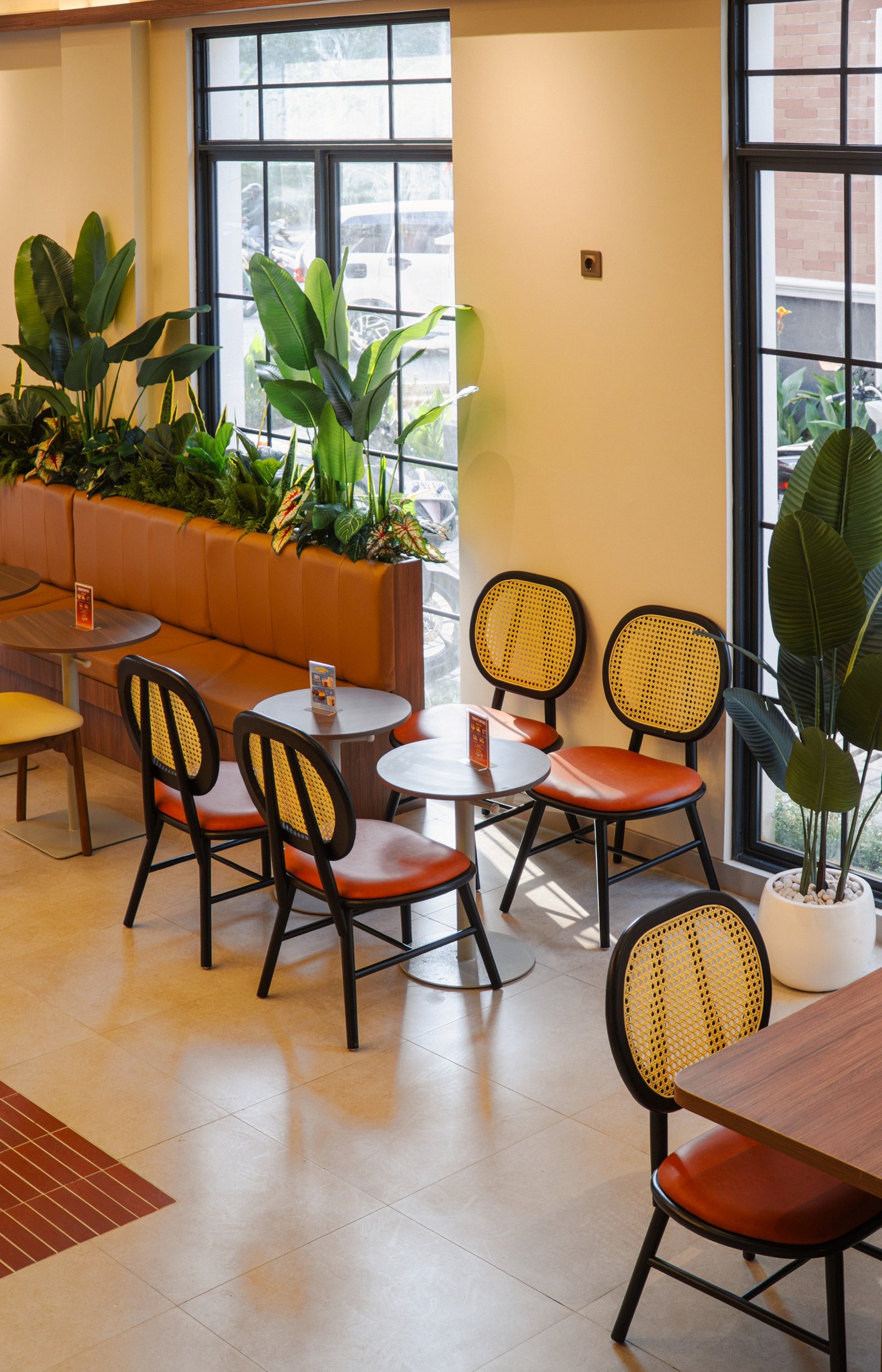 Flash Coffee Citra Garden Bintaro, retail interior and architecture design by Dika Ardi