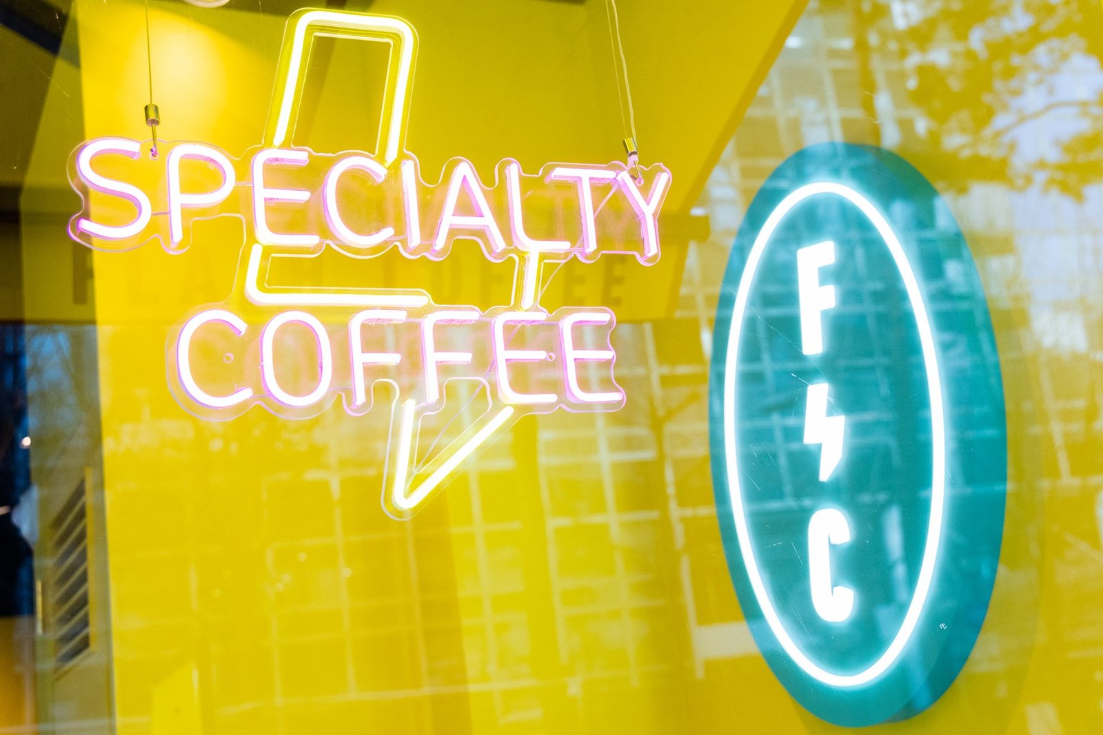 Flash Coffee City Hall, Seoul, South Korea, retail store design by Dika Ardi (view 4)