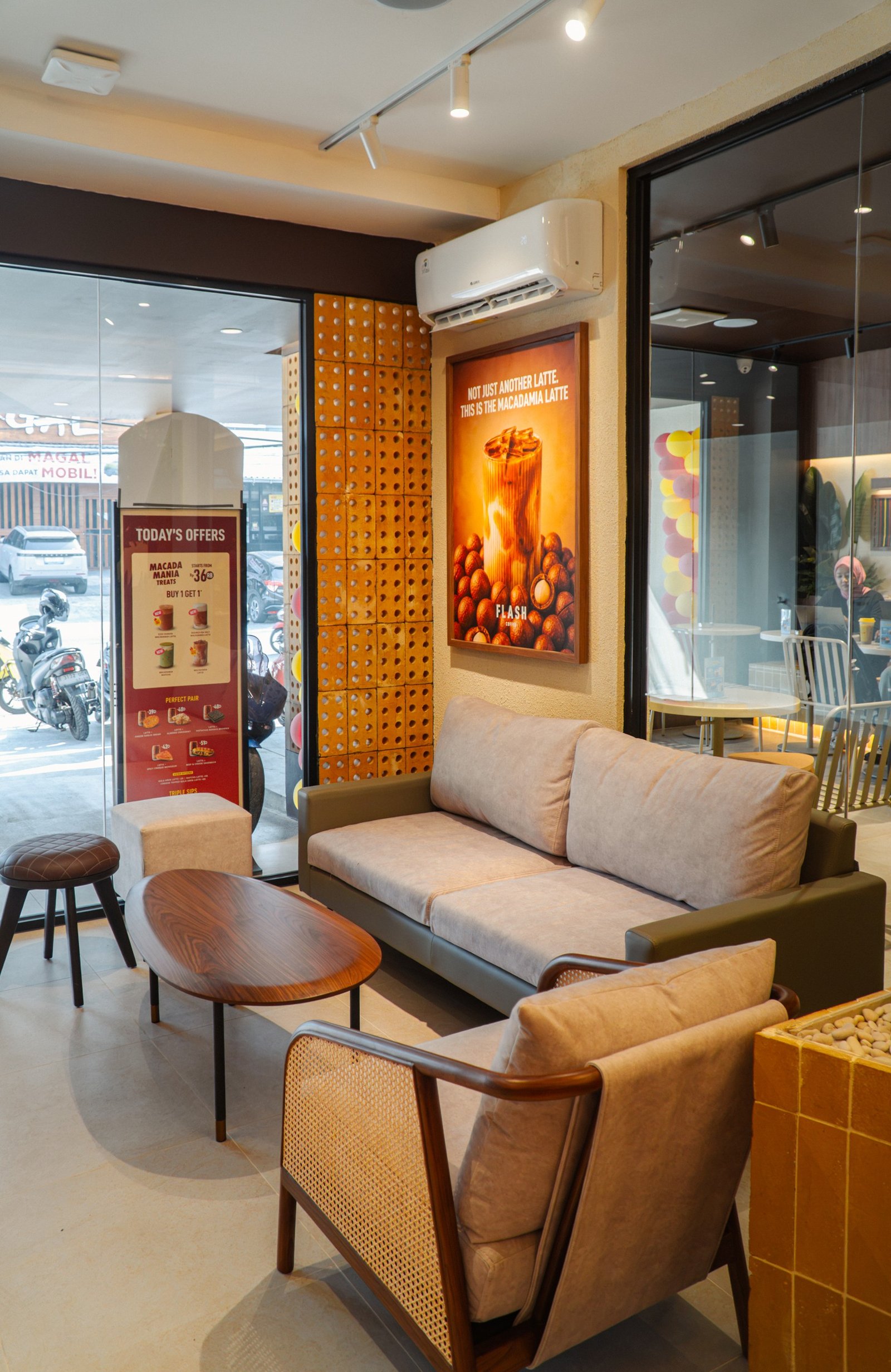 Flash Coffee Greenville, retail interior and architecture design by Dika Ardi