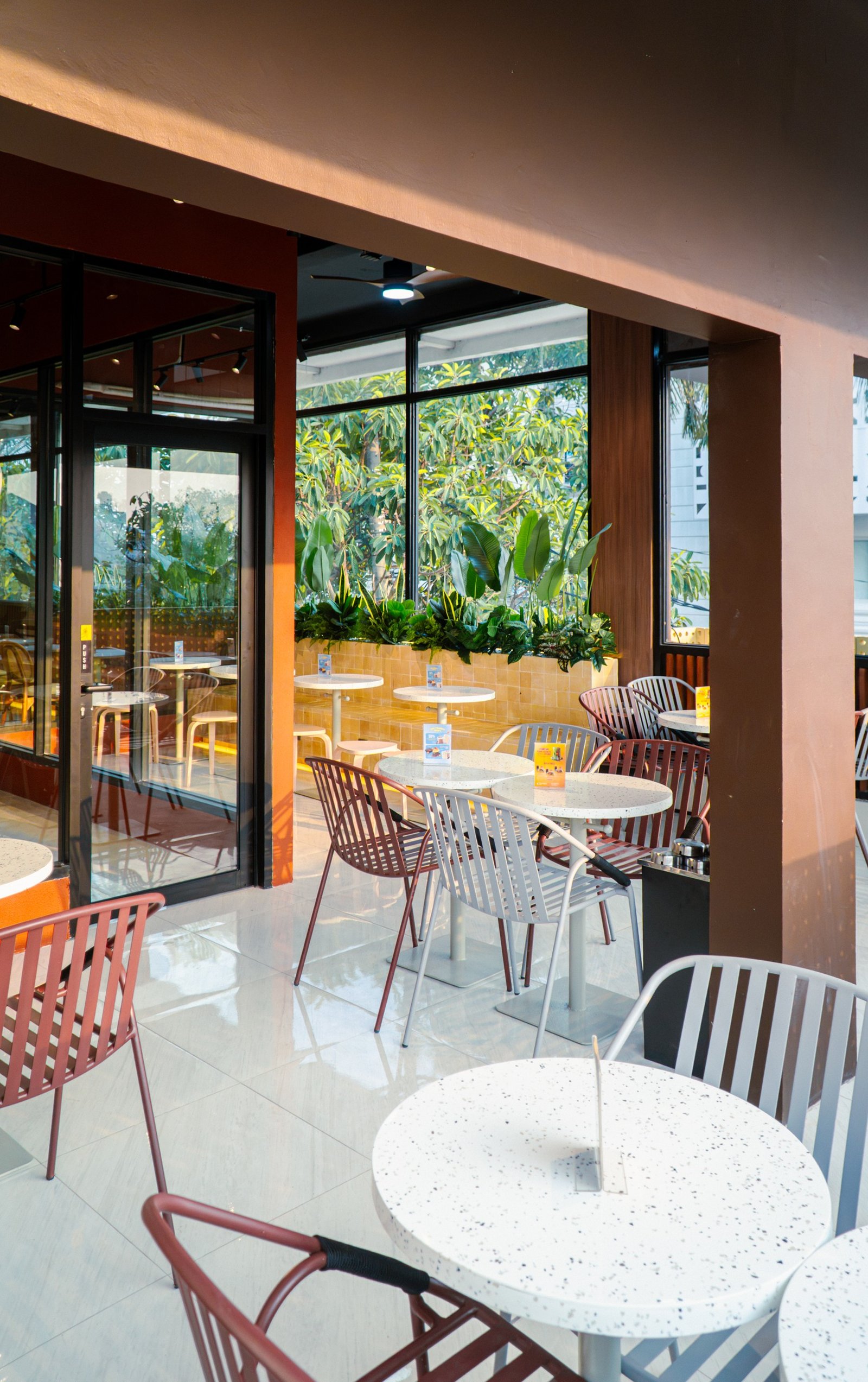 Flash Coffee M Kahfi Jagakarsa, retail interior and architecture design by Dika Ardi