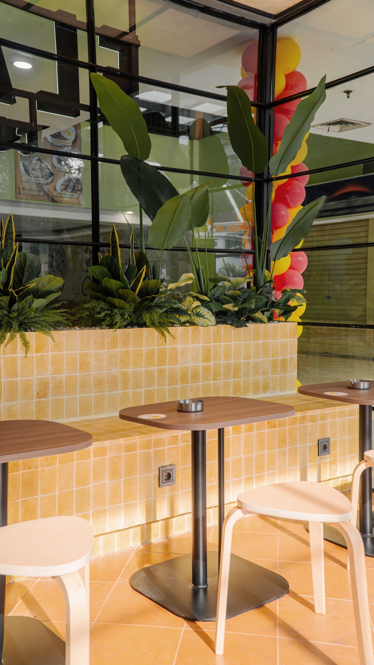 Flash Coffee Menteng Huis, retail interior and architecture design by Dika Ardi