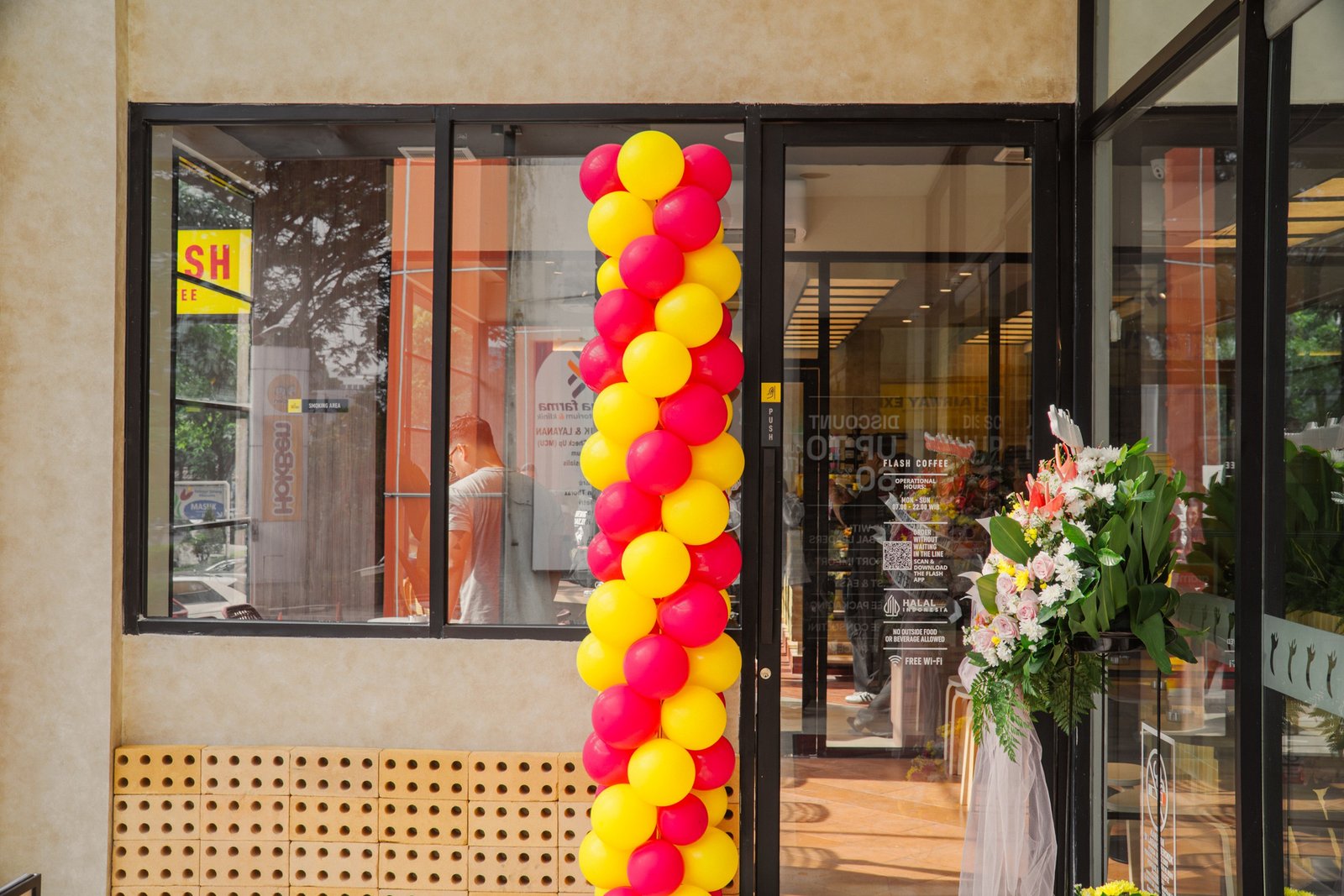 Flash Coffee Menteng Huis, retail interior and architecture design by Dika Ardi