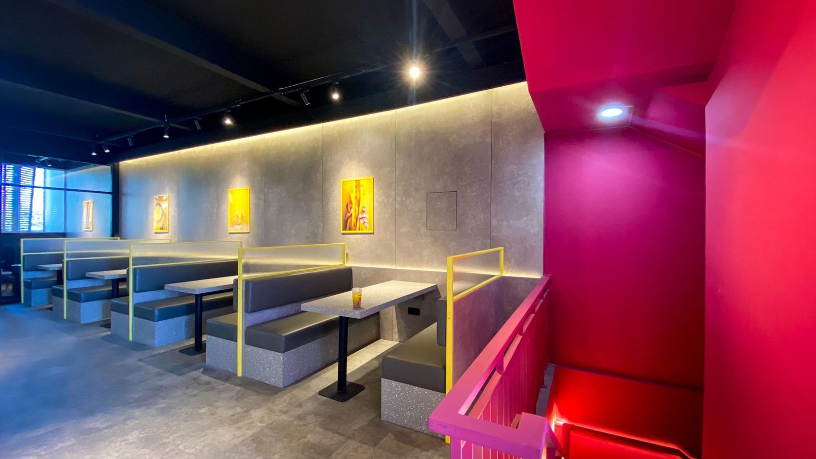 Flash Coffee Merr, Surabaya, retail store design by Dika Ardi (view 12)