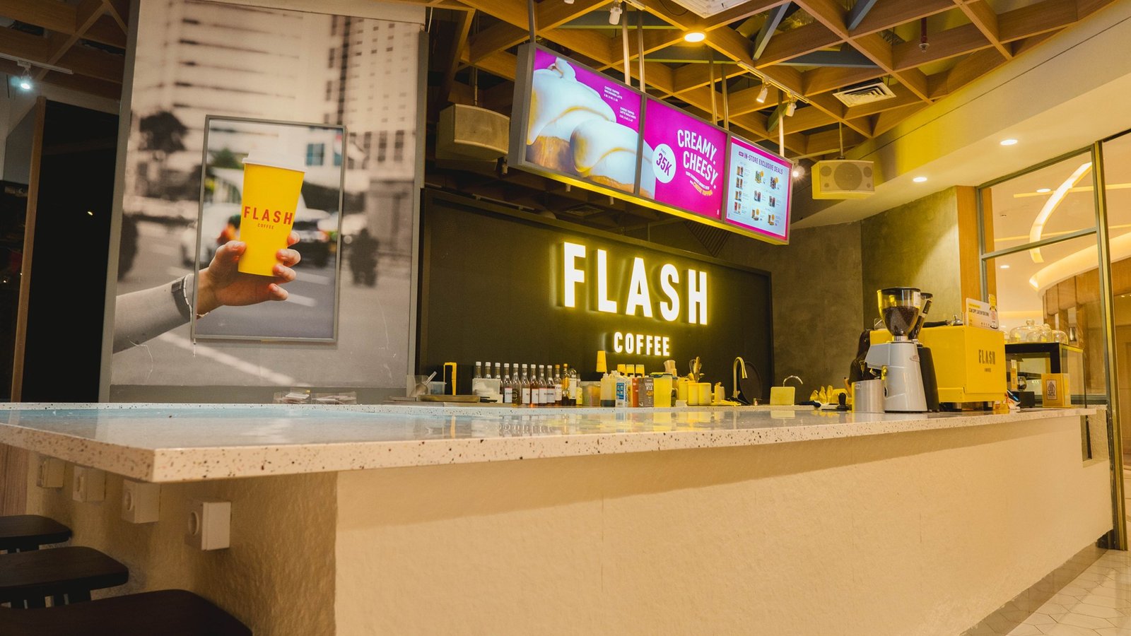 Flash Coffee Pacific Place, Jakarta, retail store design by Dika Ardi (view 10)