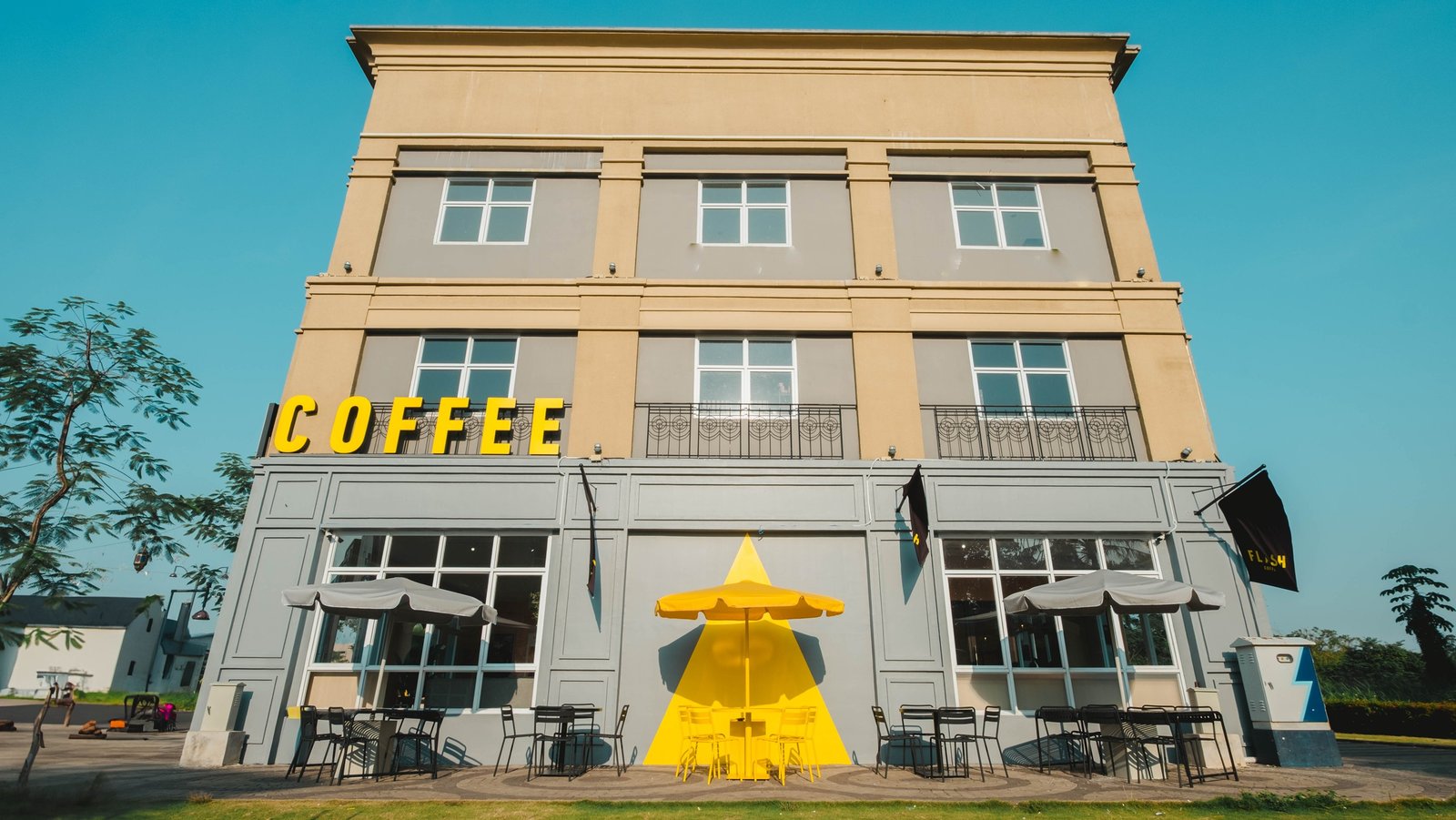 Flash Coffee Shila Sawangan, retail interior and architecture design by Dika Ardi
